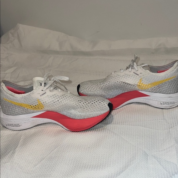 Nike Women's Running Shoes - White, Red, Yellow - Picture 5 of 5